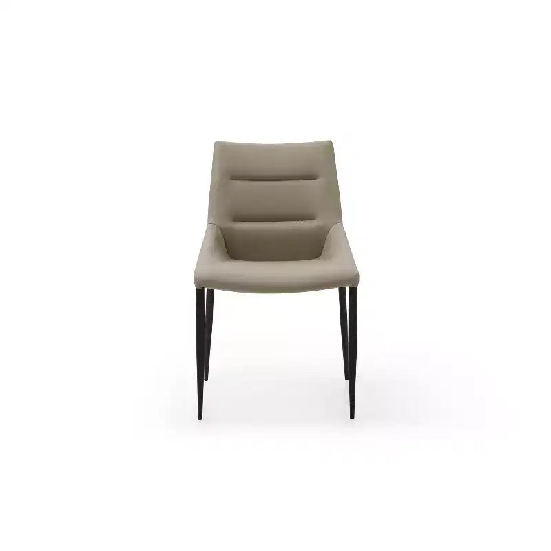 Chaise de salle à manger 37 po en similicuir marron pour une touche d'élégance à une salle à manger sophistiquée